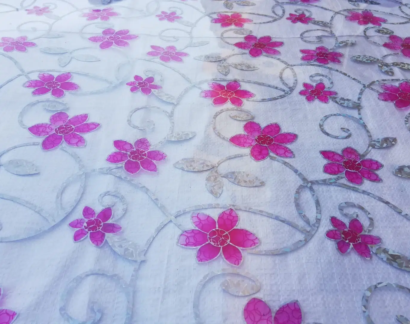 ŞEFFAF DESENLİ 100cm x 120cm MASA ÖRTÜSÜ 1.7mm KALIN PVC KAYMAZ MASA ÖRTÜSÜ